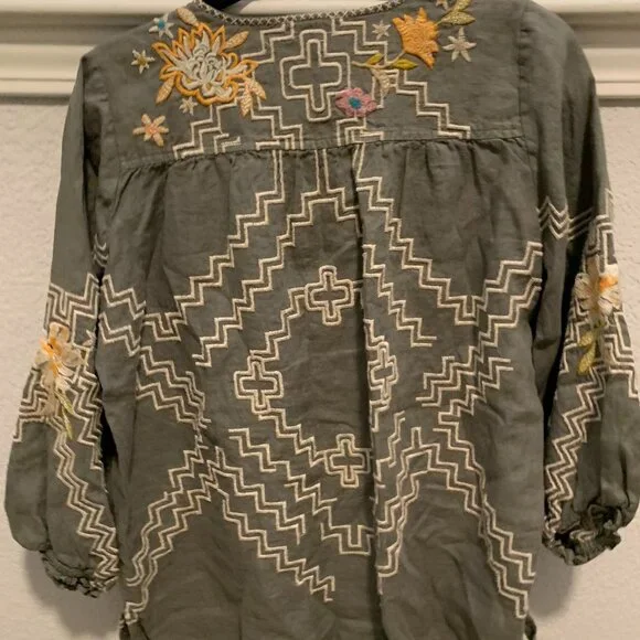 Johnny Was Embroidered Olive Green Tunic Top - Size S - Picture 2 of 8